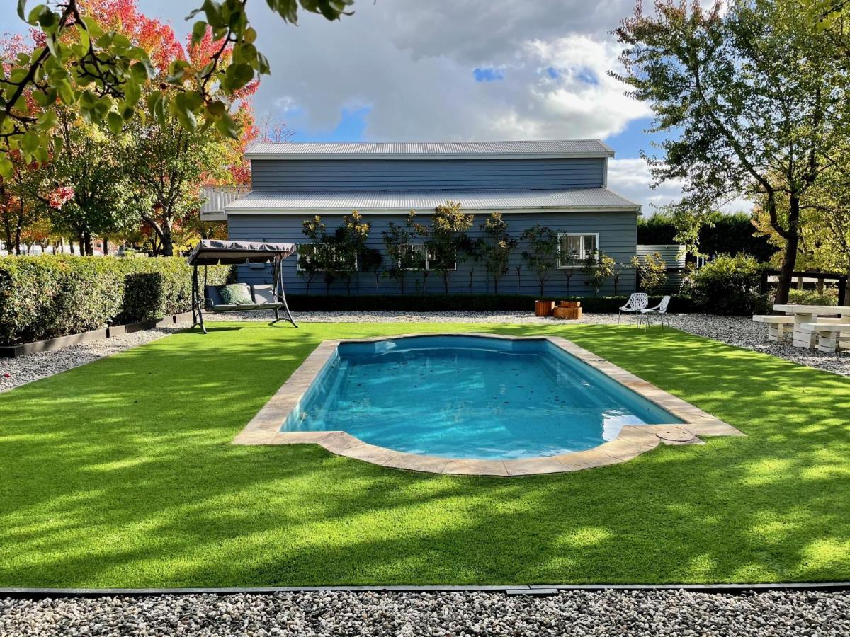Farm Stay Maple Cottage At Wilindi Estate Tyabb Exterior photo